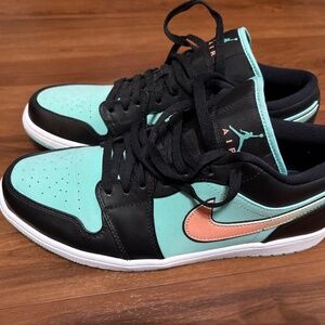 Jordan 1 Low Men’s Size 12